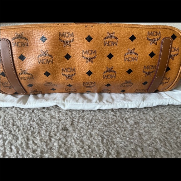 MCM large tote with small pochette - Picture 3 of 4